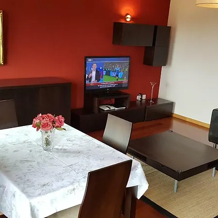 Διαμέρισμα 160m Do Metro,garagem,piscinas,spa *